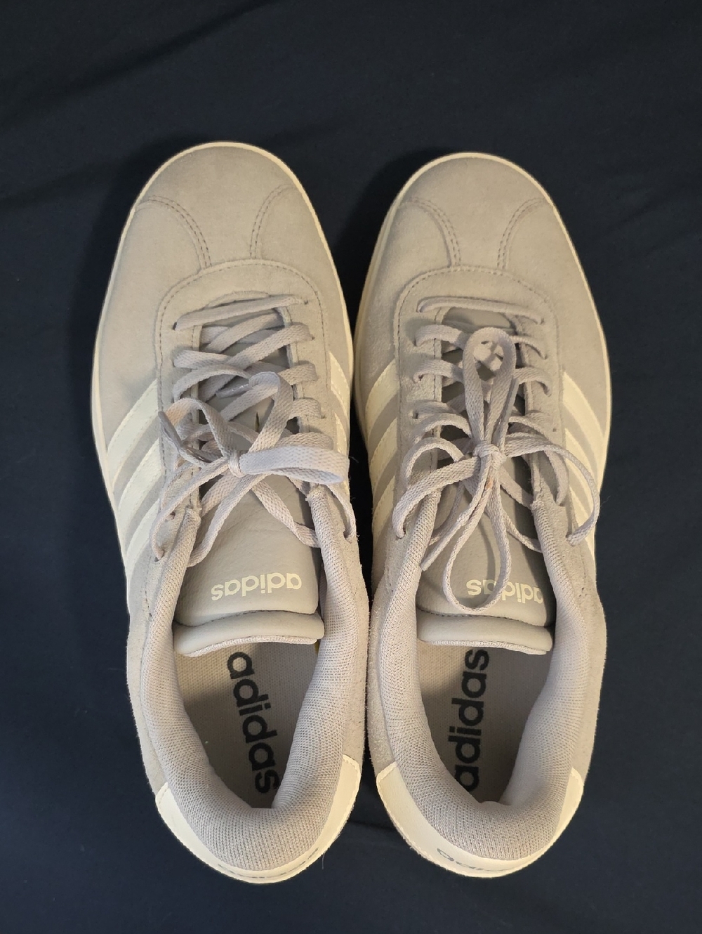 adidas Light Gray Suede Low-Top Sneakers Ladies 11